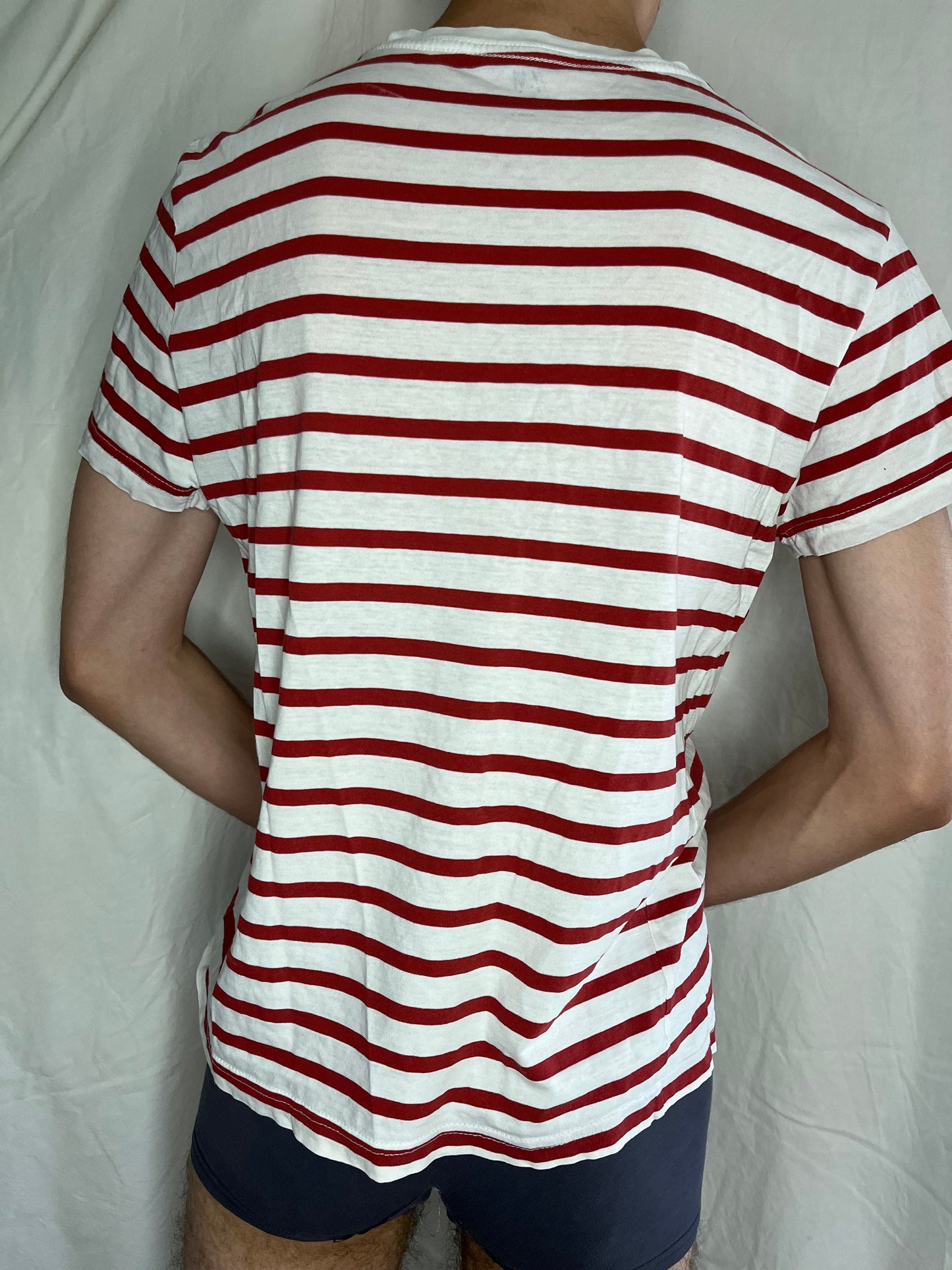 White red-striped H&M T-shirt