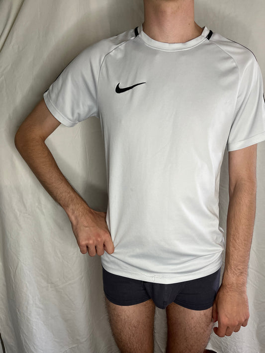 Nike dry-fit football T-shirt