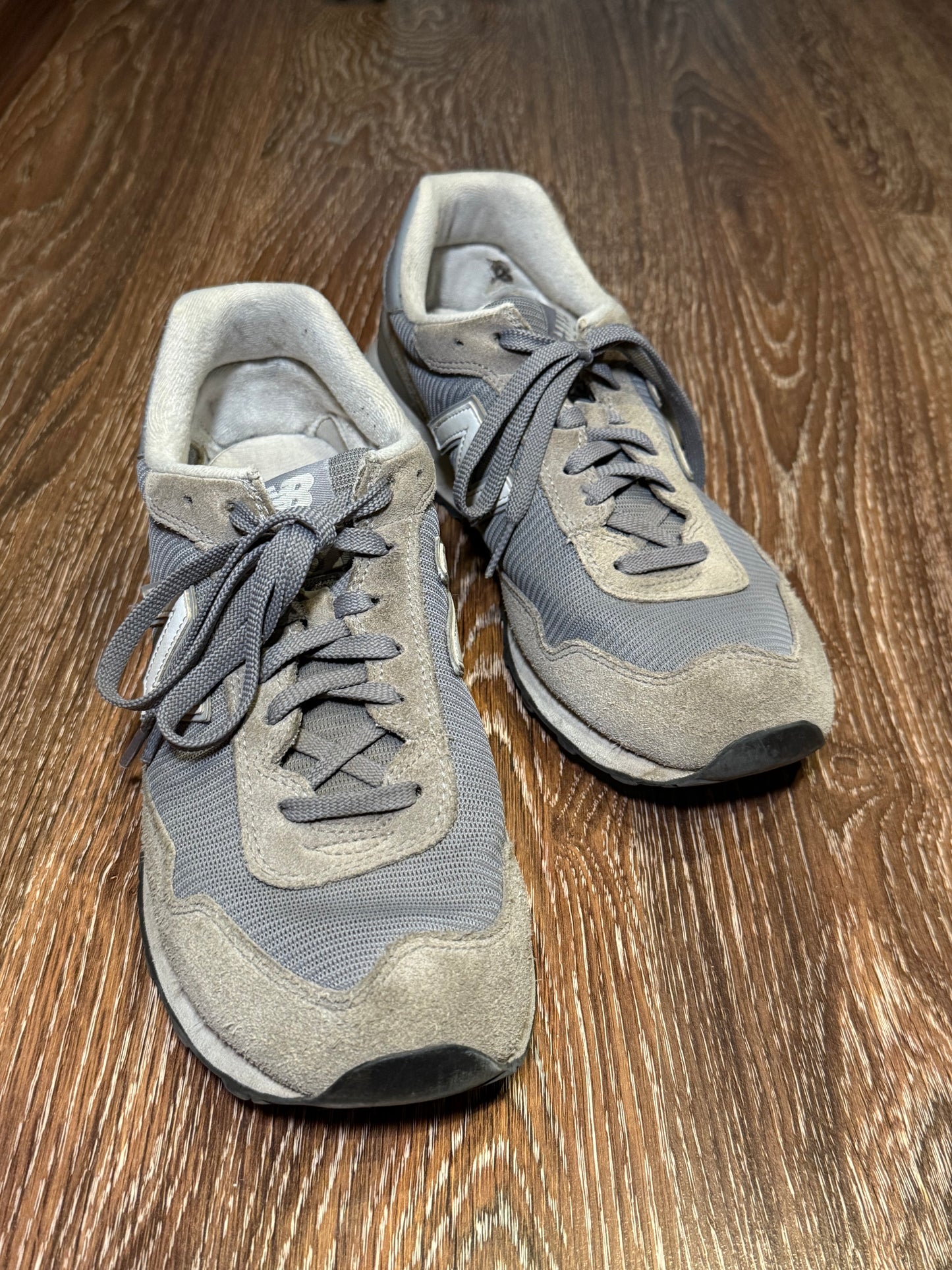 Grey New balance trainers